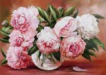 Свежий букет пионов в вазе