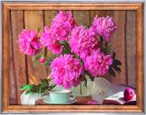 Розовые пионы и чашечка